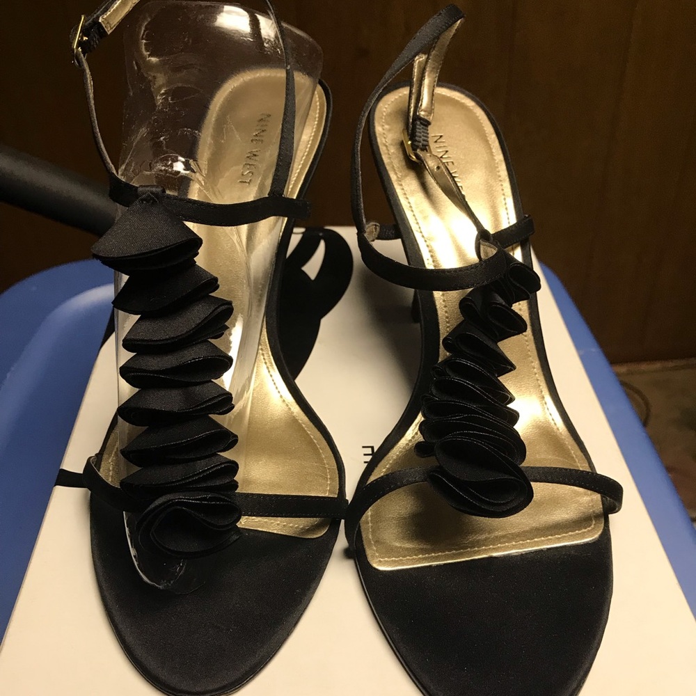 Nine West dressy sandals